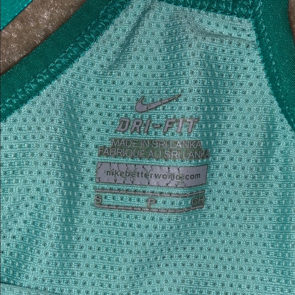 Nike Tanktop - Picture 3 of 3